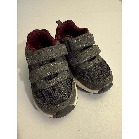 Carter's Sneakers Size 6 - Picture 1 of 6
